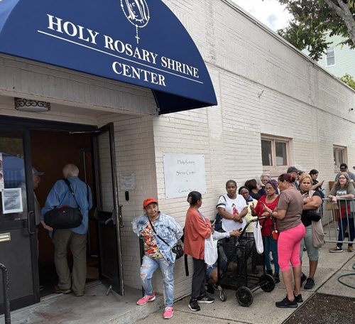 Before opening the fair 01